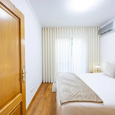 Апартаменты Palm Tree By Your Key Канису